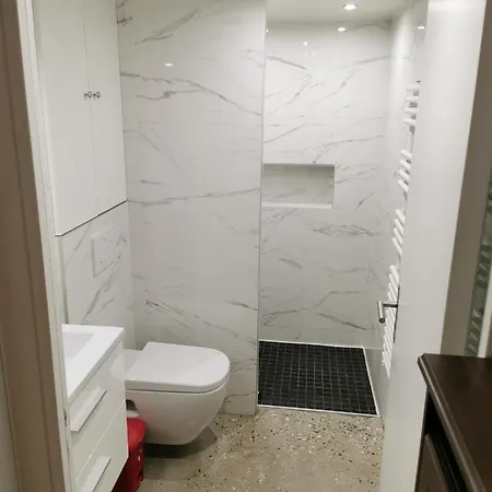 アパート Logement De Qualite ヴィルモンブル